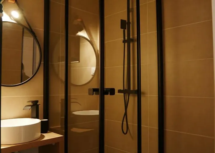 아파트 Chaleureux En Bord De *