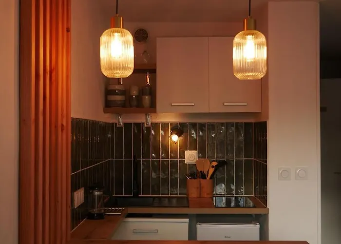 Chaleureux En Bord De